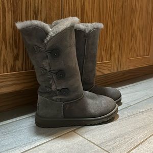 Ugg boots, youth size 6